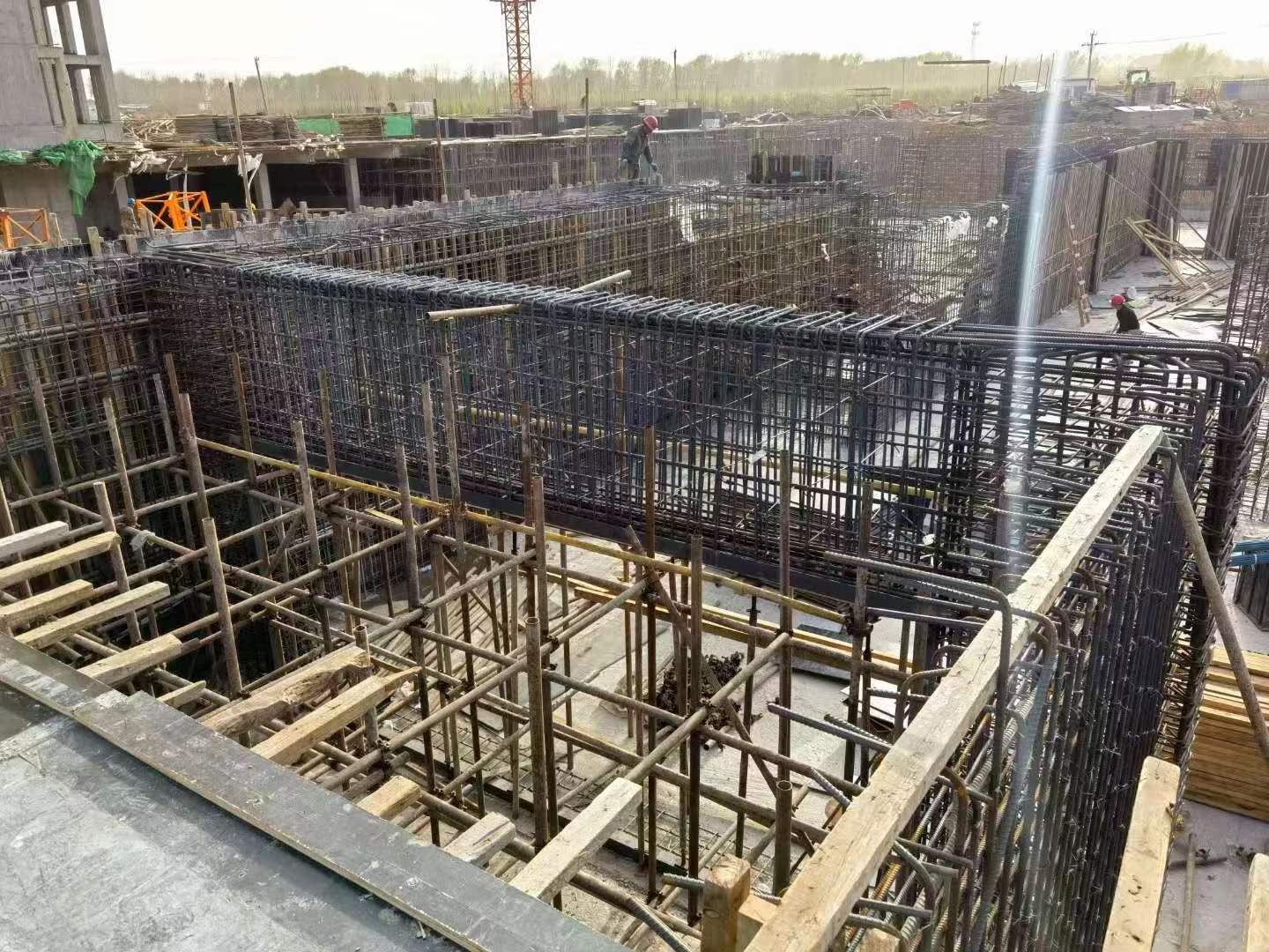 邢台建筑基础筏板施工时混凝土有哪些常见问题?